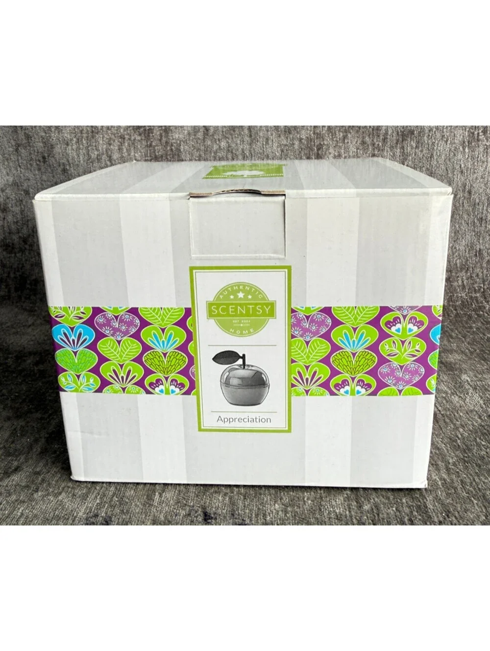 Scentsy Appreciation Red Apple Wax Warmer Teacher Gift Retired NIB